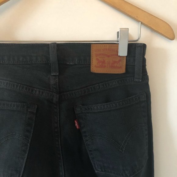 Levi's Straight Leg Jeans - Picture 2 of 5